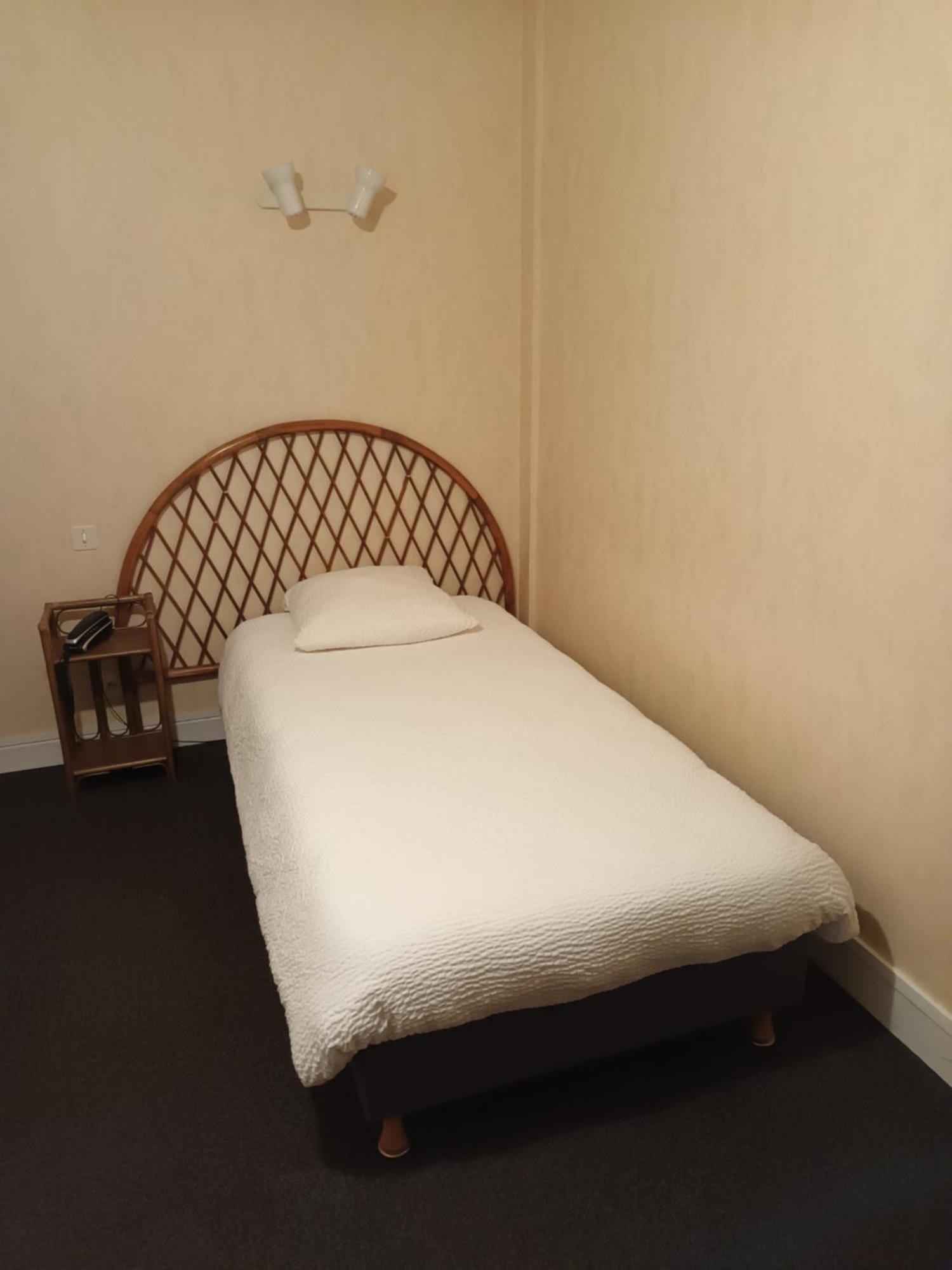 Cit'Hotel Aero-Hotel Le Blanc-Mesnil Room photo