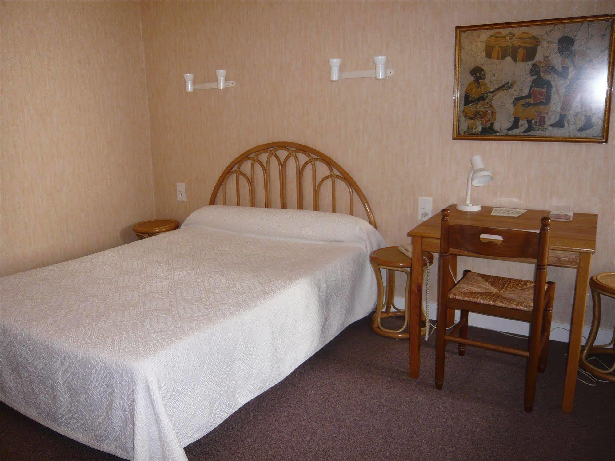 Cit'Hotel Aero-Hotel Le Blanc-Mesnil Exterior photo